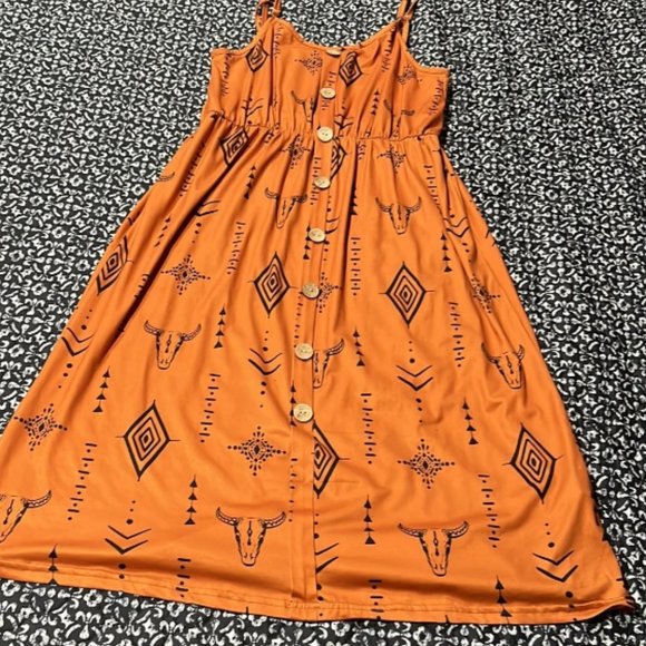 Dresses & Skirts - Dress